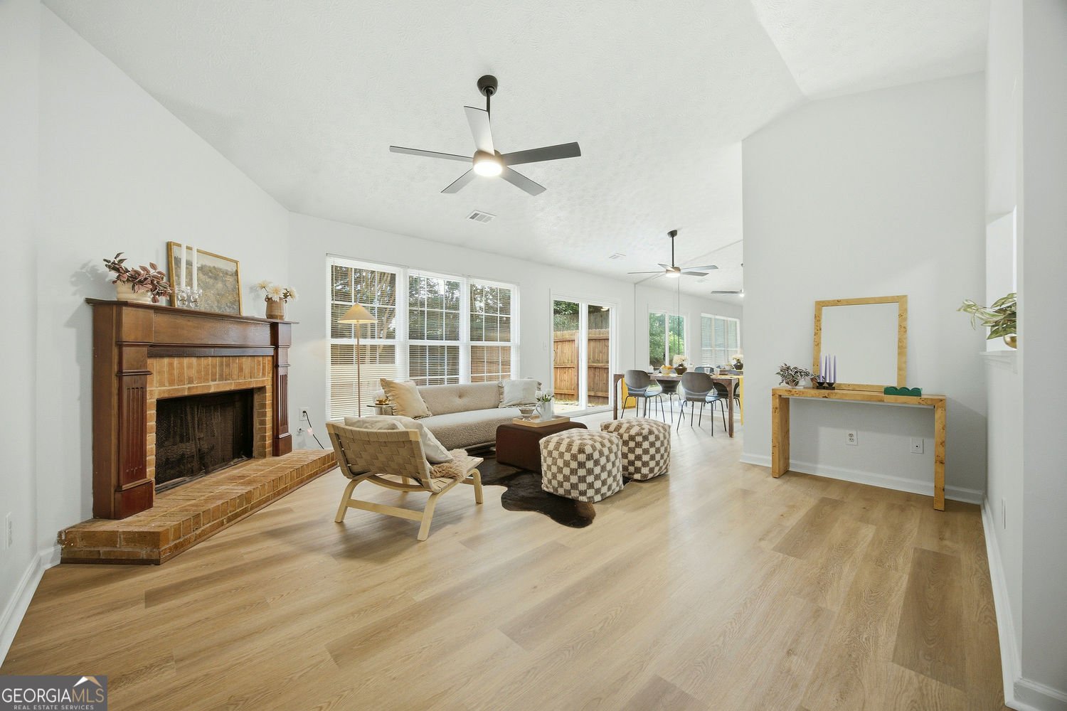 10855 Mortons Circle Johns Creek - Photo 8