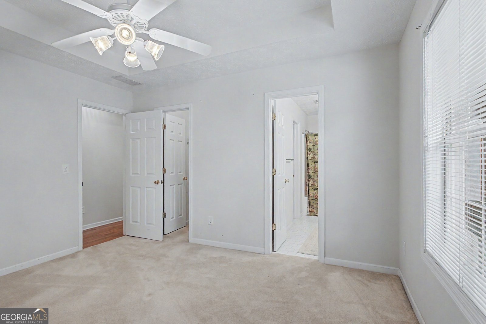 305 Surrey Park Drive Fayetteville - Photo 32