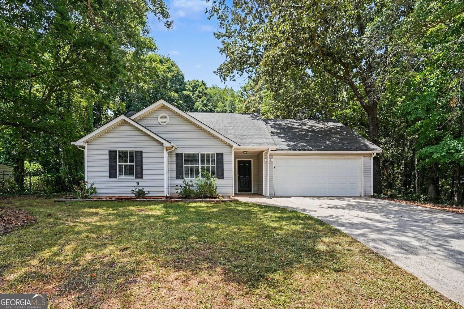 560 Country Woods Drive Covington - main photo