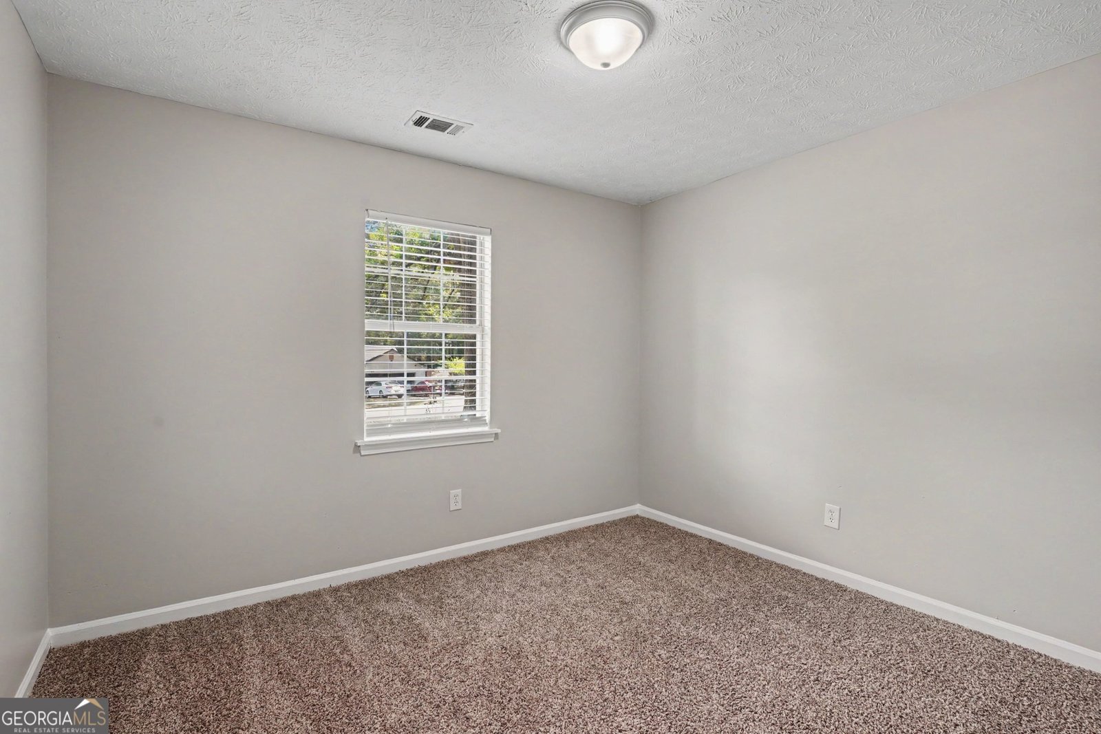 560 Country Woods Drive Covington - Photo 13