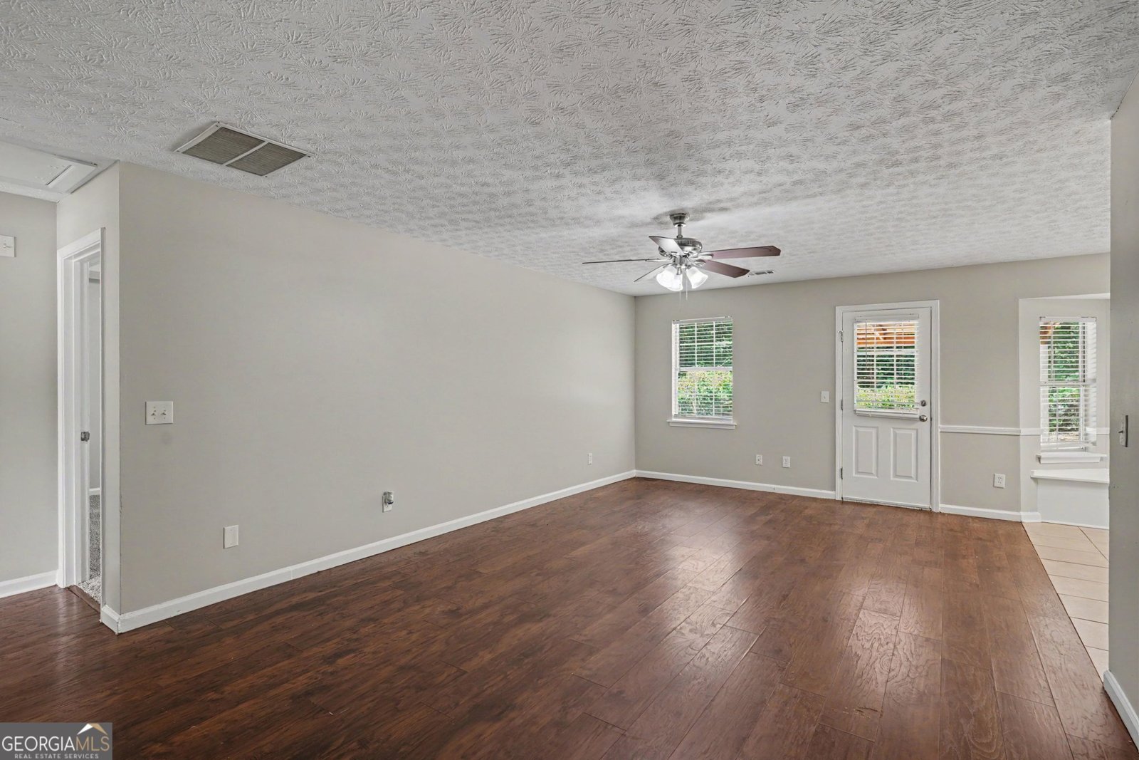 560 Country Woods Drive Covington - Photo 8
