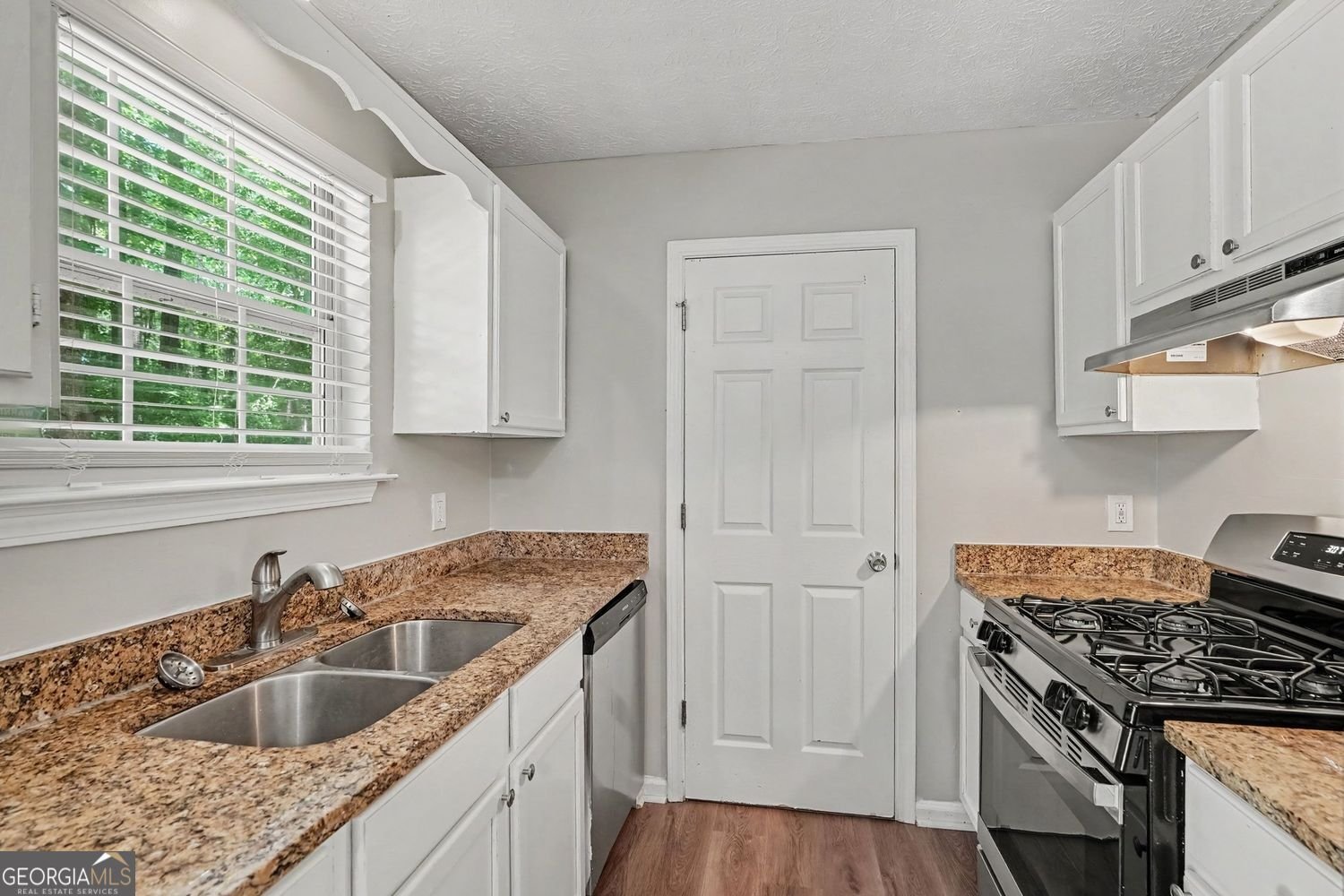 240 Spring Circle Senoia - Photo 6