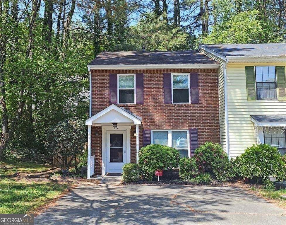 392 Hamilton Trace Marietta - main photo