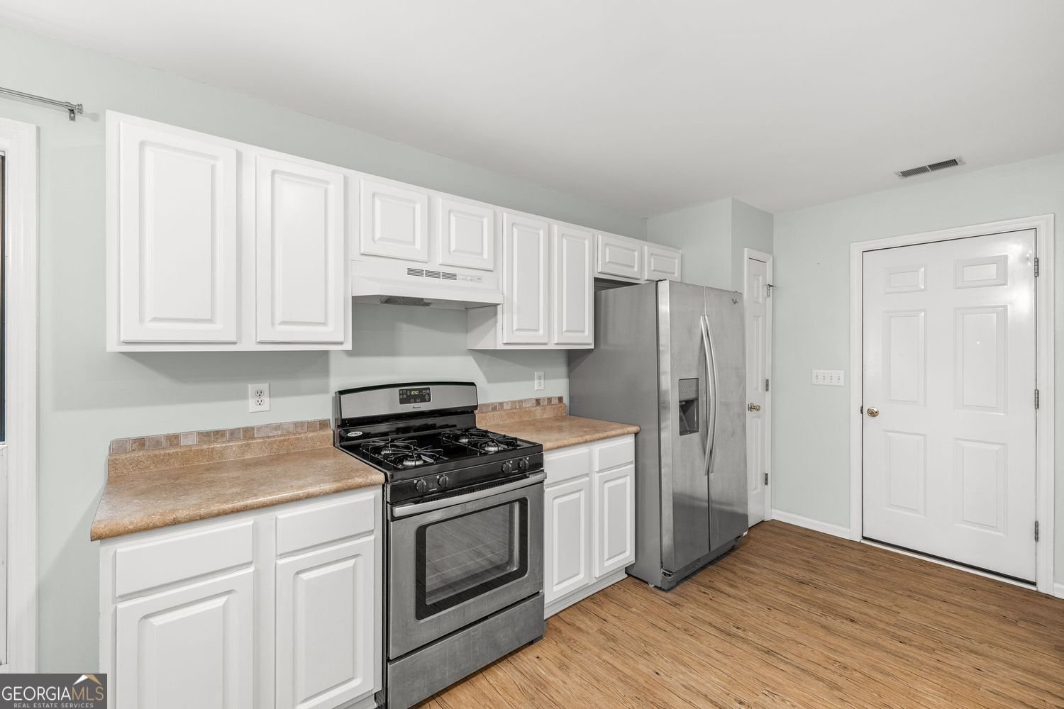5950 Shannon Drive Cumming - Photo 8
