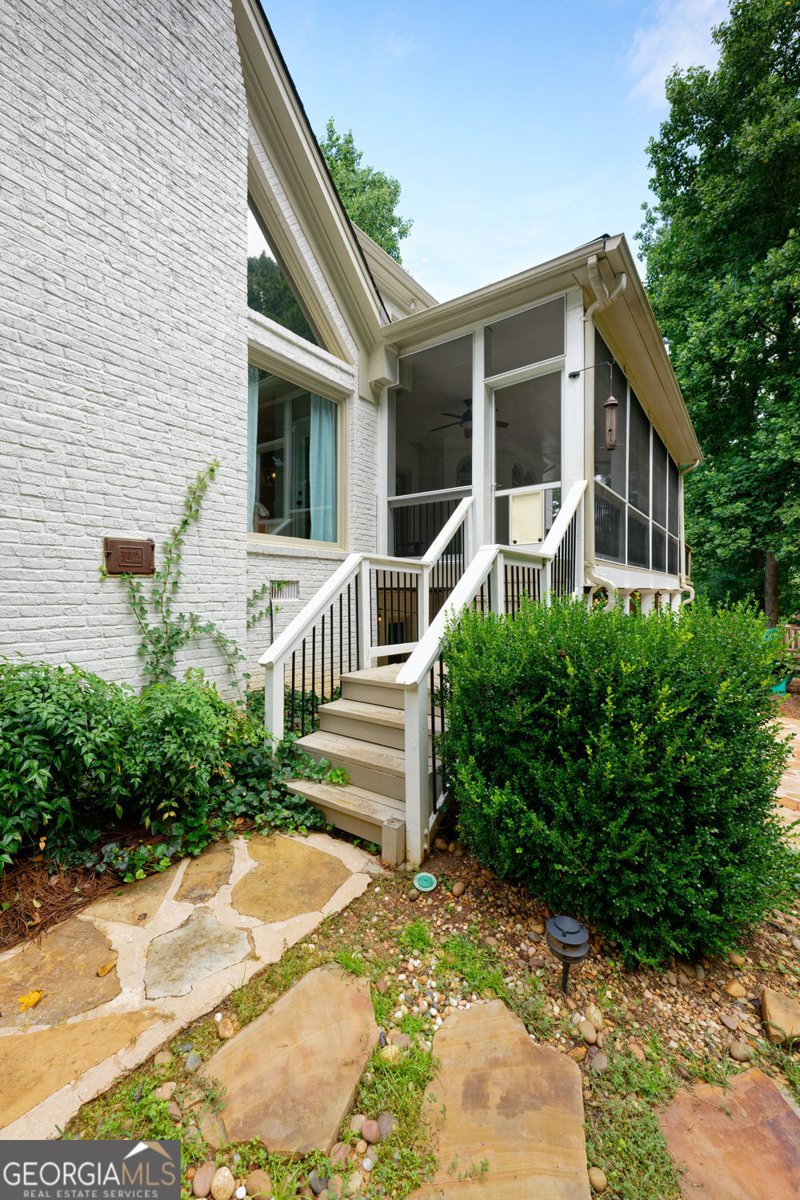 1670 Highgrove Club Drive Milton - Photo 54