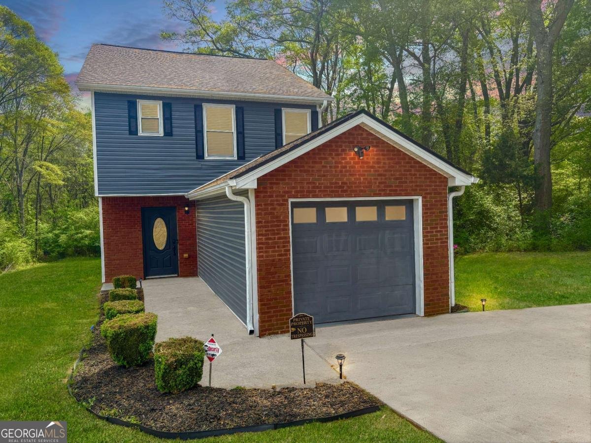 1640 Riverchase Circle Conyers - main photo