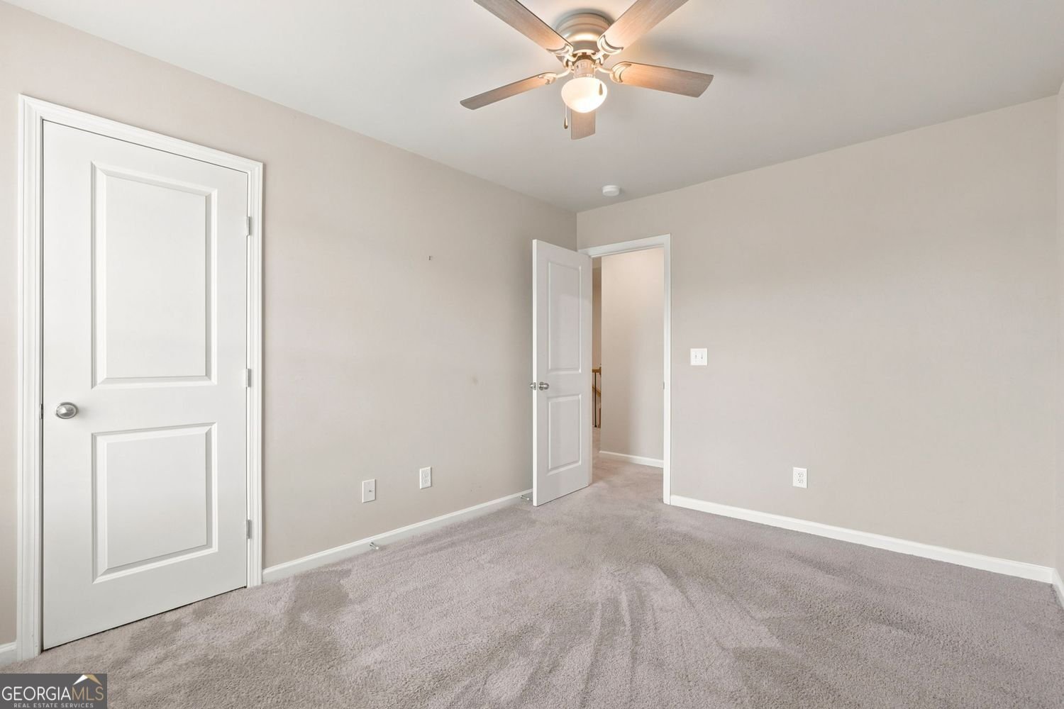 5052 Silver Fox Road Oakwood - Photo 32
