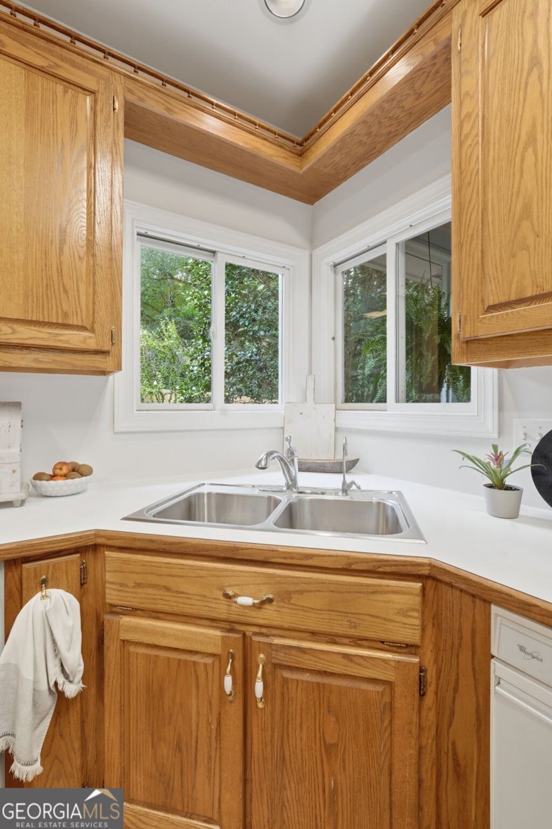 3925 Piper Glen Drive Buford - Photo 29