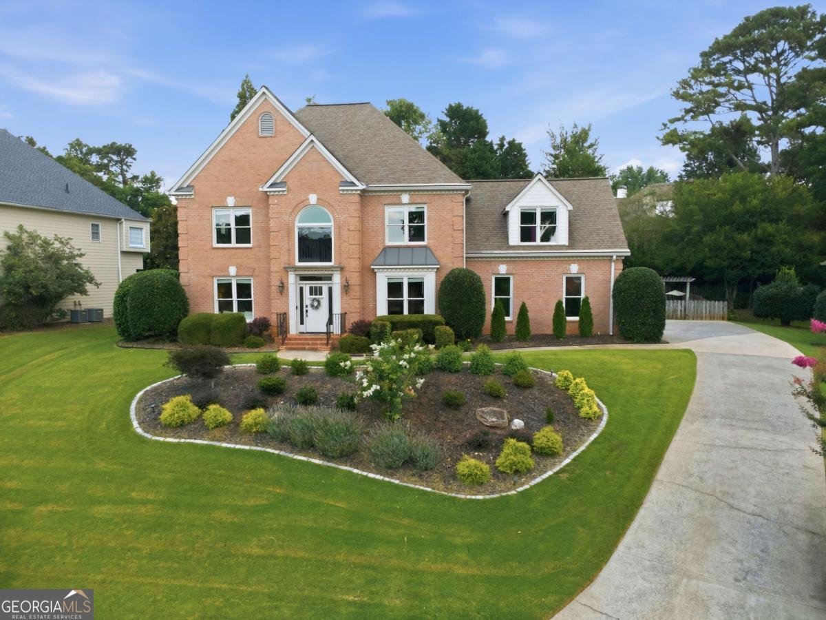 7155 Fawn Lake Drive Alpharetta - main photo