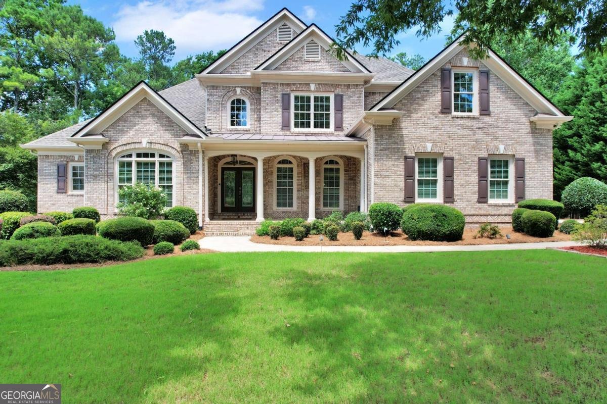 1020 Cranbrook Glen Lane Snellville - main photo