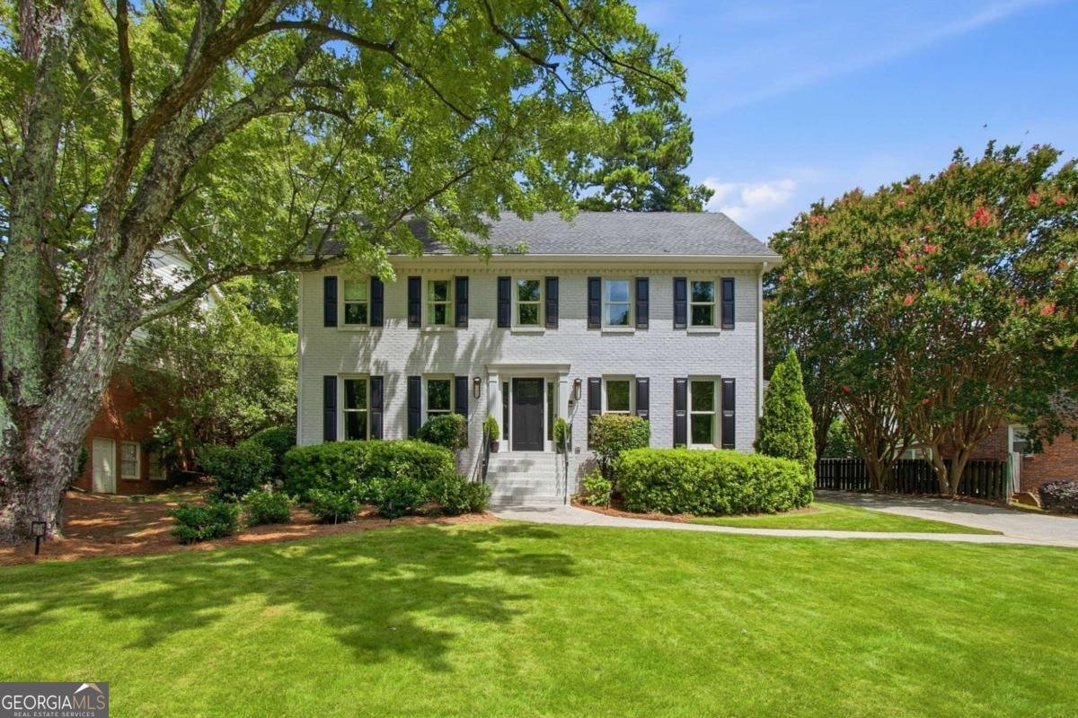 1329 Mile Post Drive Dunwoody - main photo