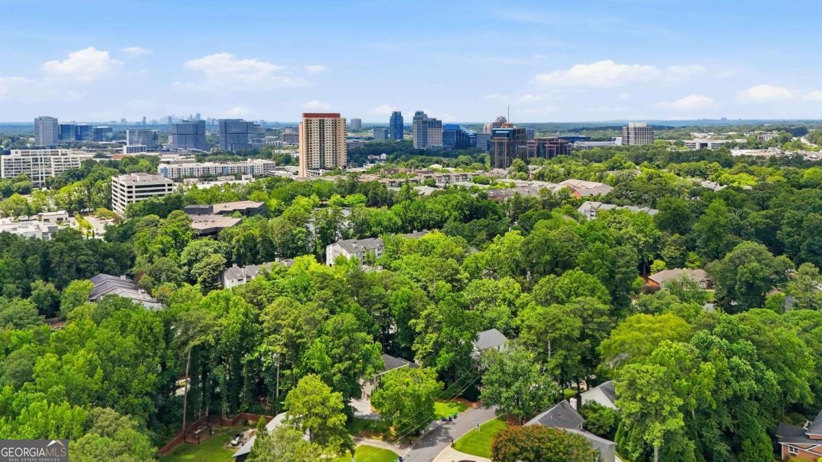 1329 Mile Post Drive Dunwoody - Photo 45