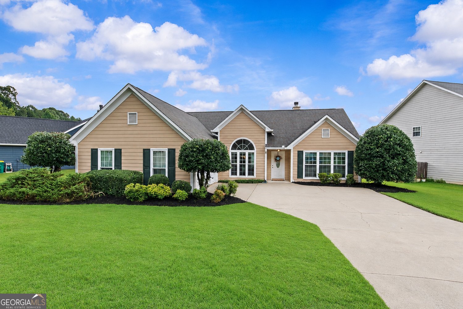 5370 Maltdie Court Sugar Hill - main photo