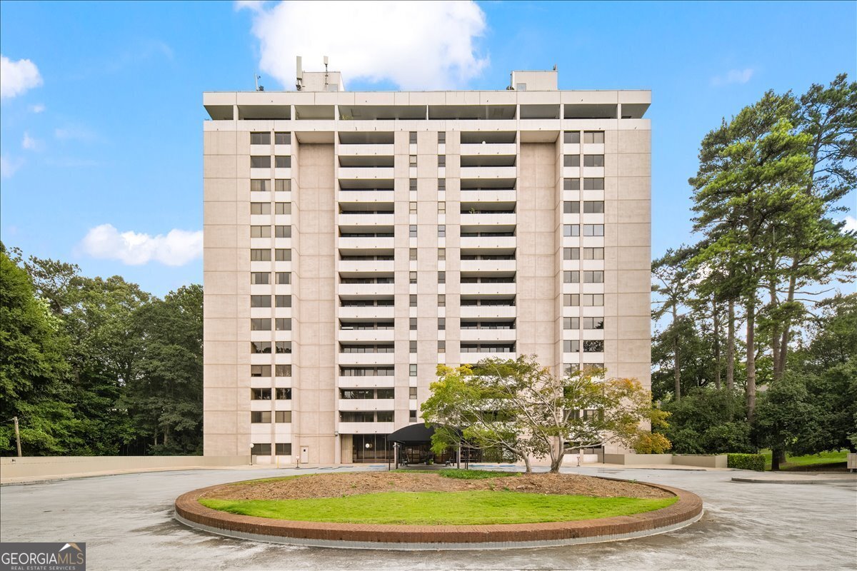 3530 Piedmont Road Atlanta - main photo