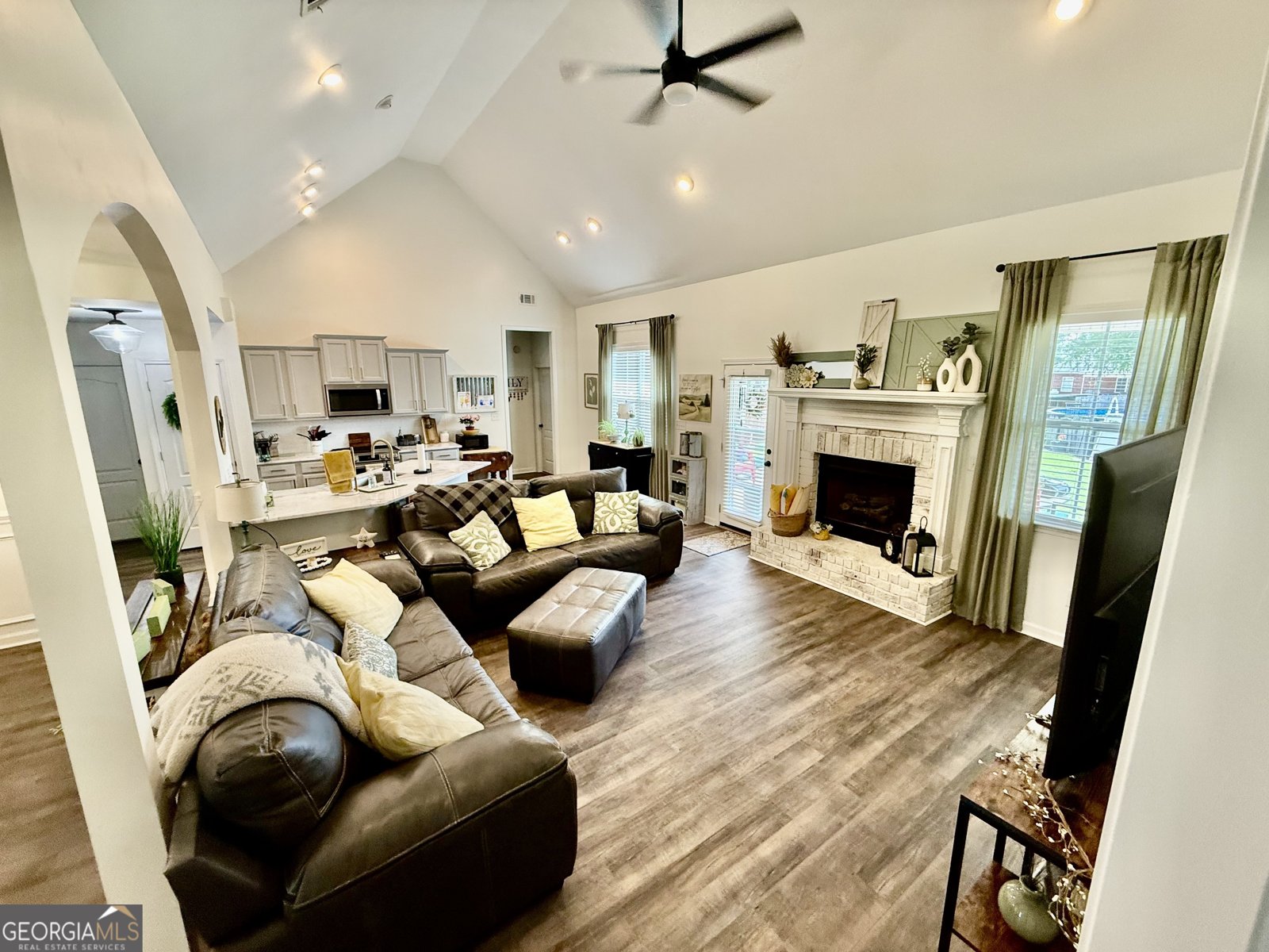 207 Legacy Park Drive Perry - Photo 6