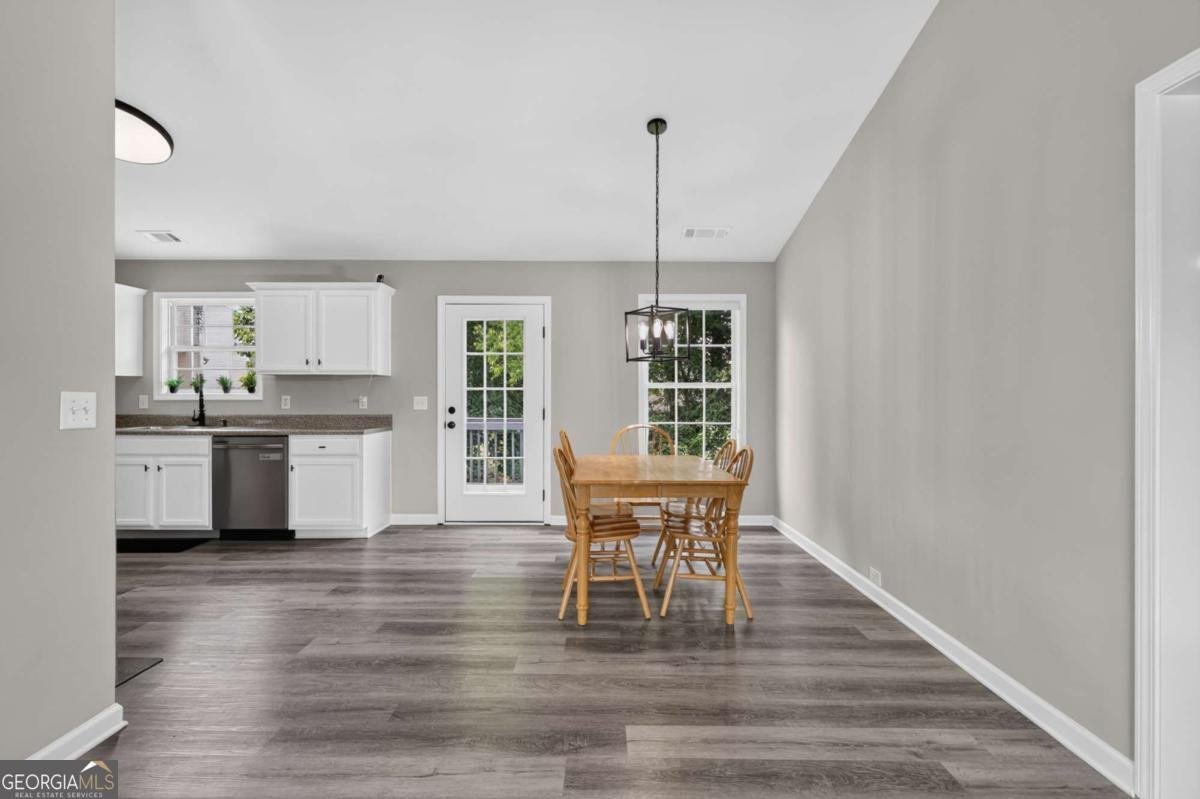 661 Nine Oaks Circle Villa Rica - Photo 8