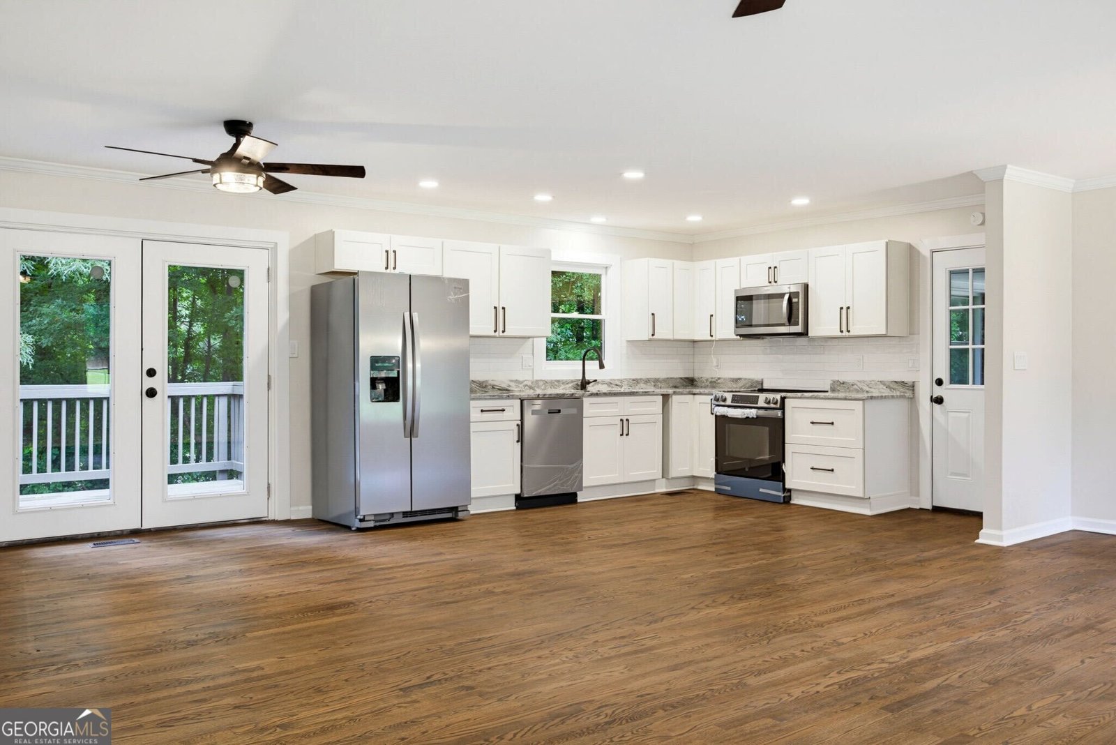 1502 Kings Road Marietta - Photo 11