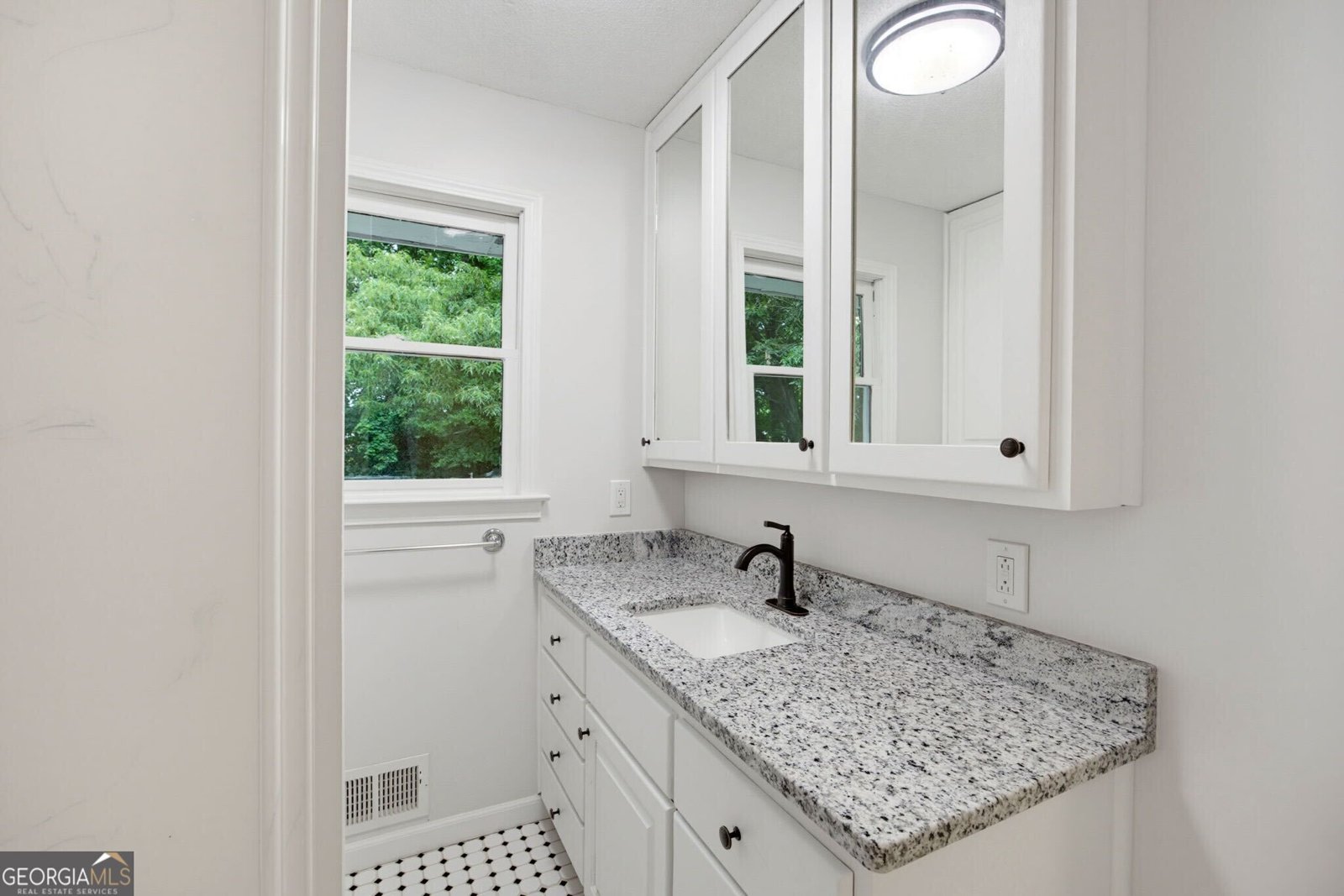 1502 Kings Road Marietta - Photo 17