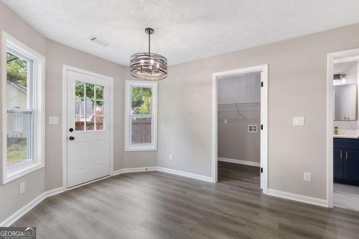 140 Winncastle Drive Lawrenceville - Photo 9