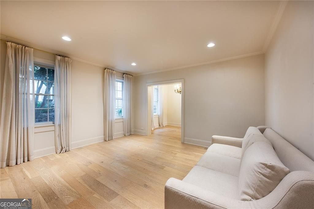 2222 Peachtree Road Atlanta - Photo 11