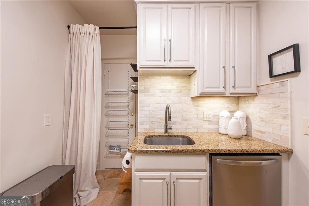 2222 Peachtree Road Atlanta - Photo 25