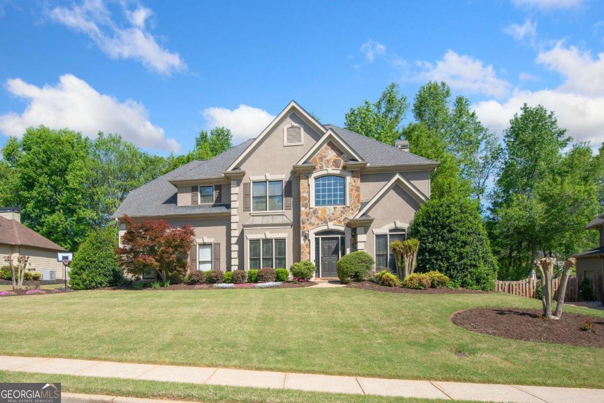 5025 Jonquilla Drive Alpharetta - main photo