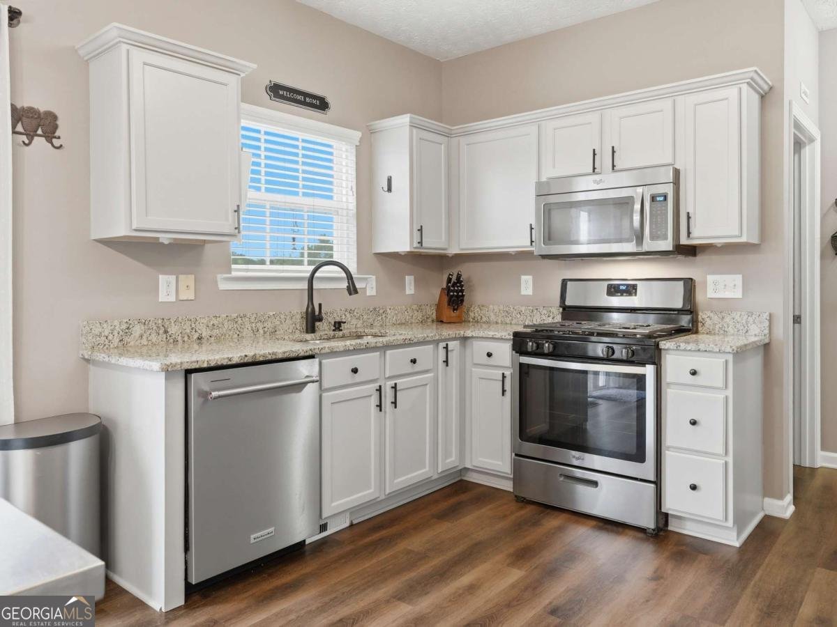 208 Mincey Way Woodstock - Photo 10