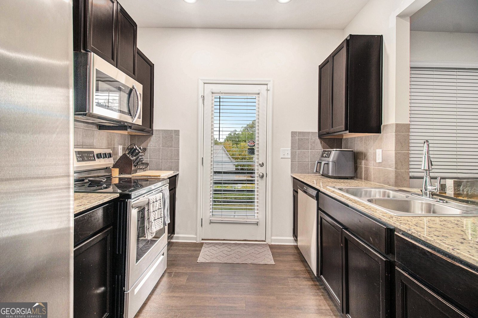 5642 Union Pointe Drive Union City - Photo 3