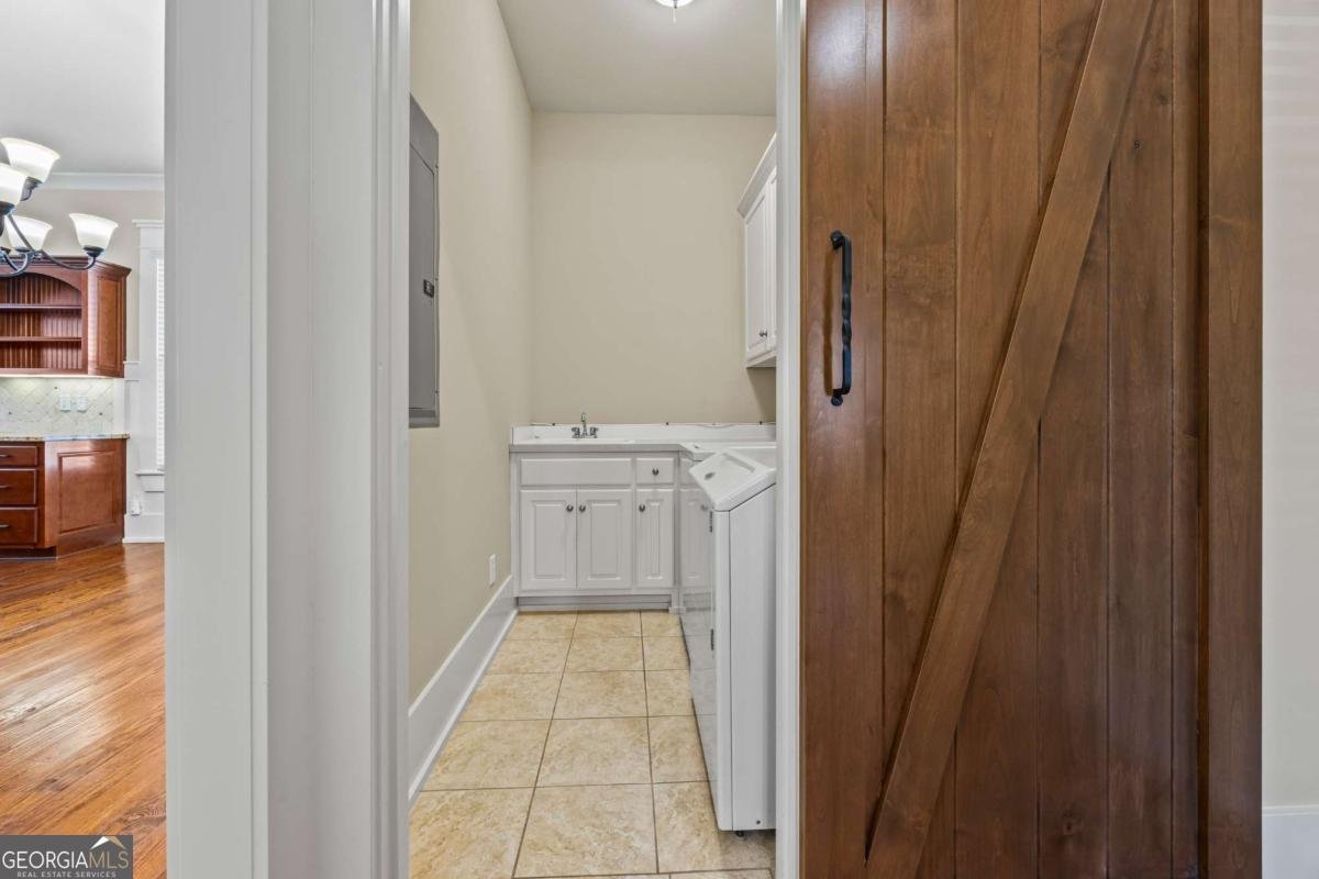 859 Commons Park Statham - Photo 17