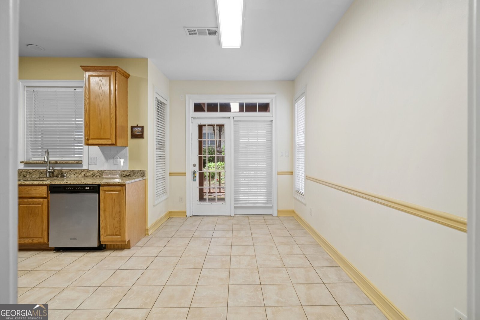 2050 Wildcat Cliffs Way Lawrenceville - Photo 19