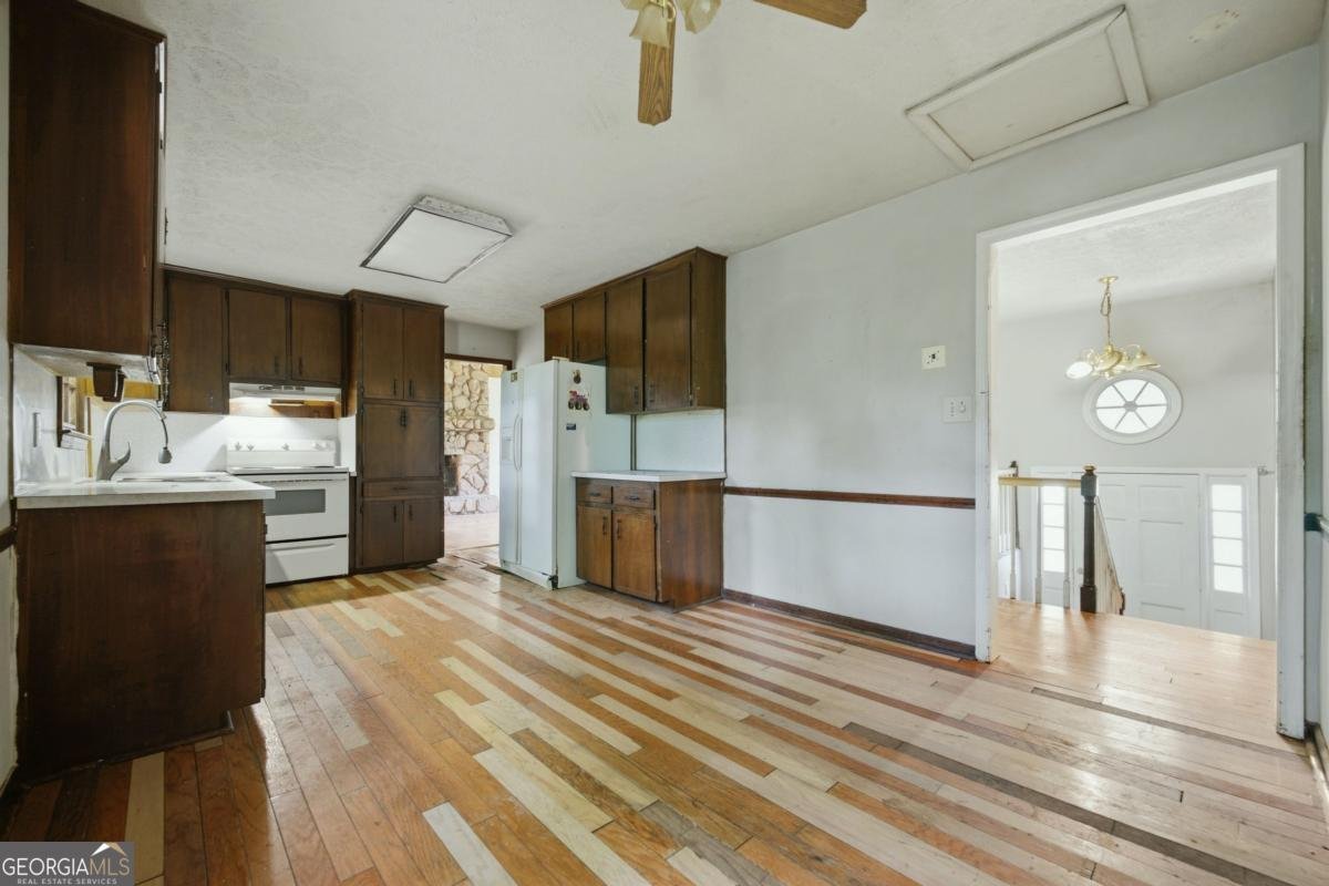 532 Stockwood Drive Woodstock - Photo 9