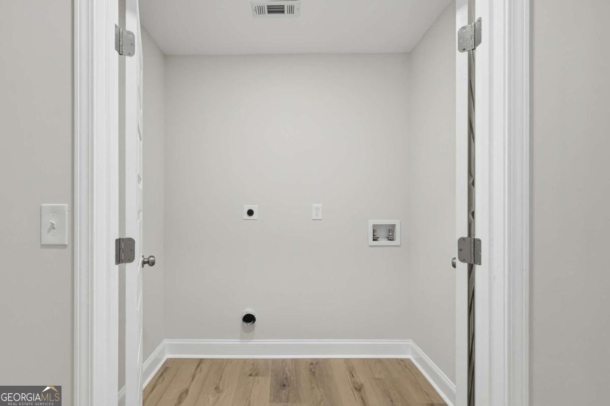 353 Roxbury Drive Riverdale - Photo 13