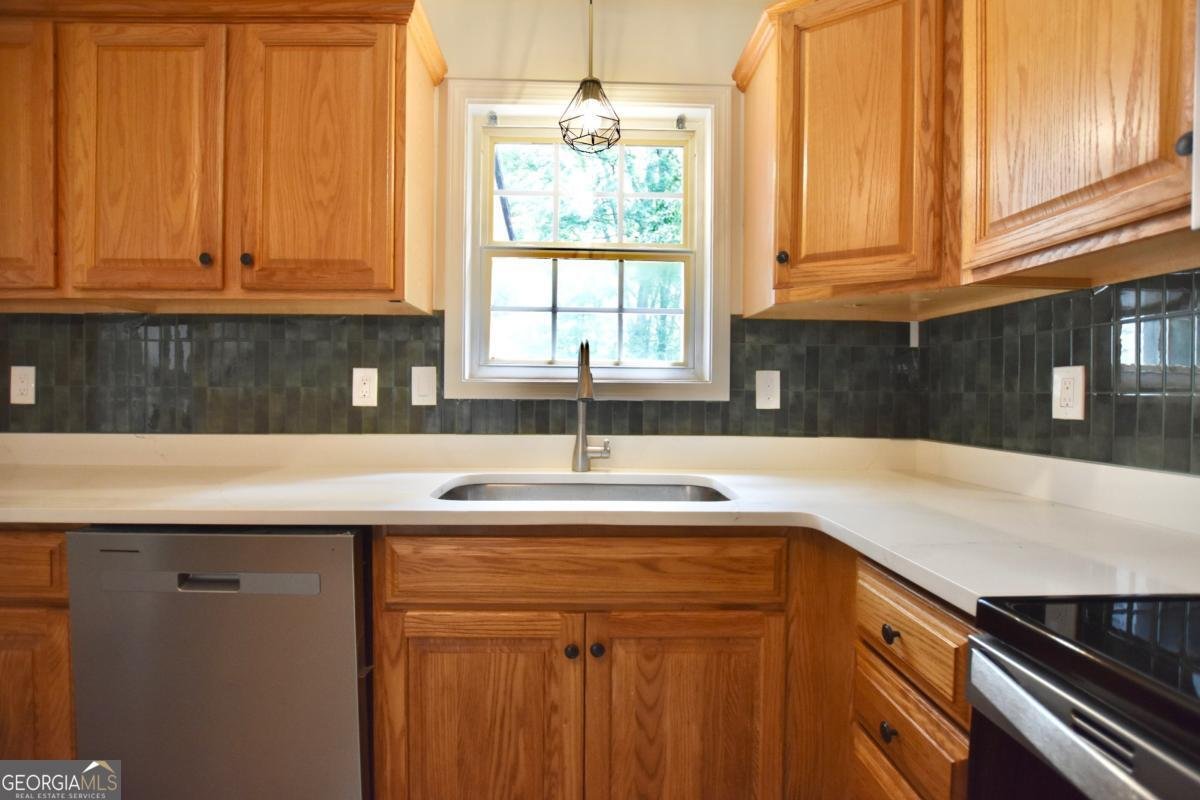 544 Academy Woods Drive Jefferson - Photo 12