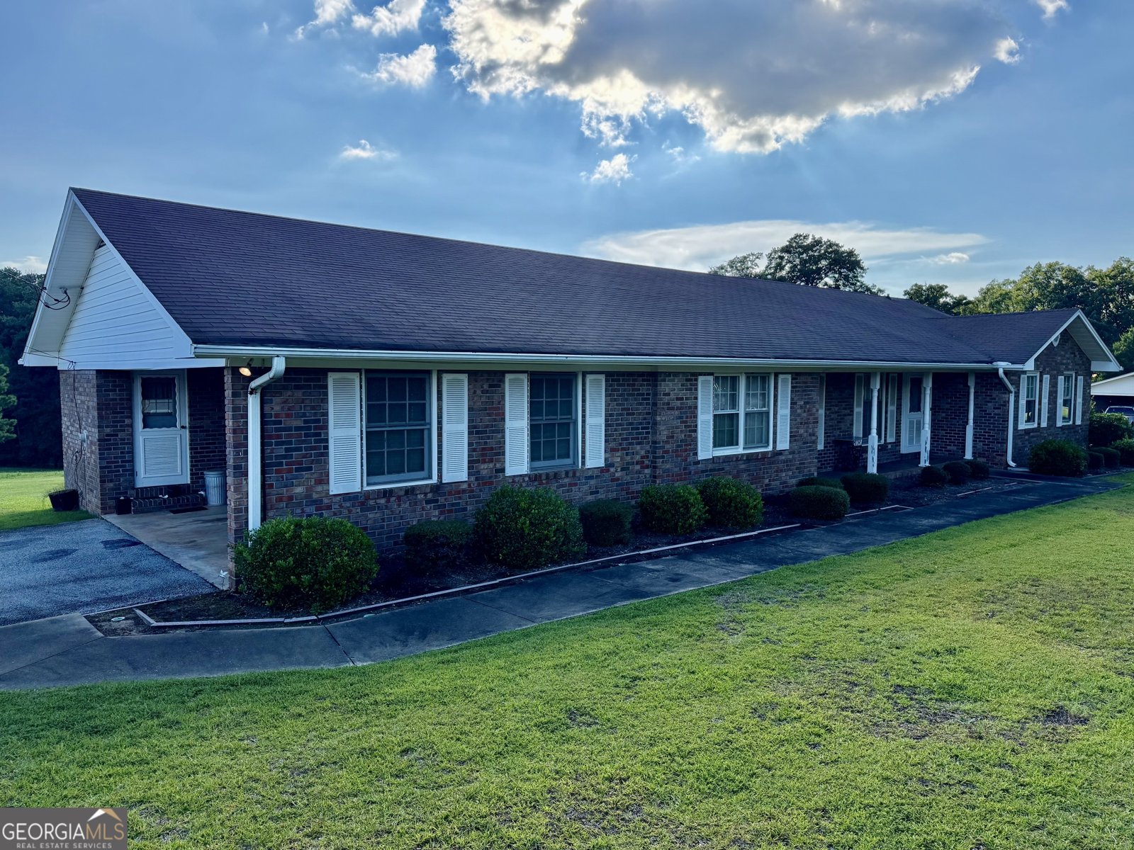 1245 Crestview Drive Elberton - main photo