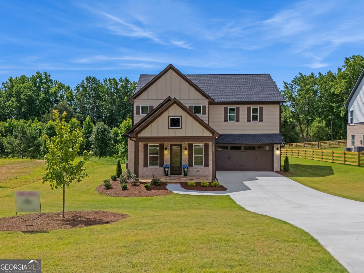 5424 Oak Manor Way Murrayville - main photo