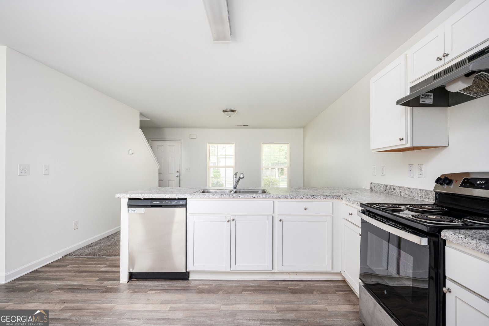 6742 Mancha Street South Fulton - Photo 8
