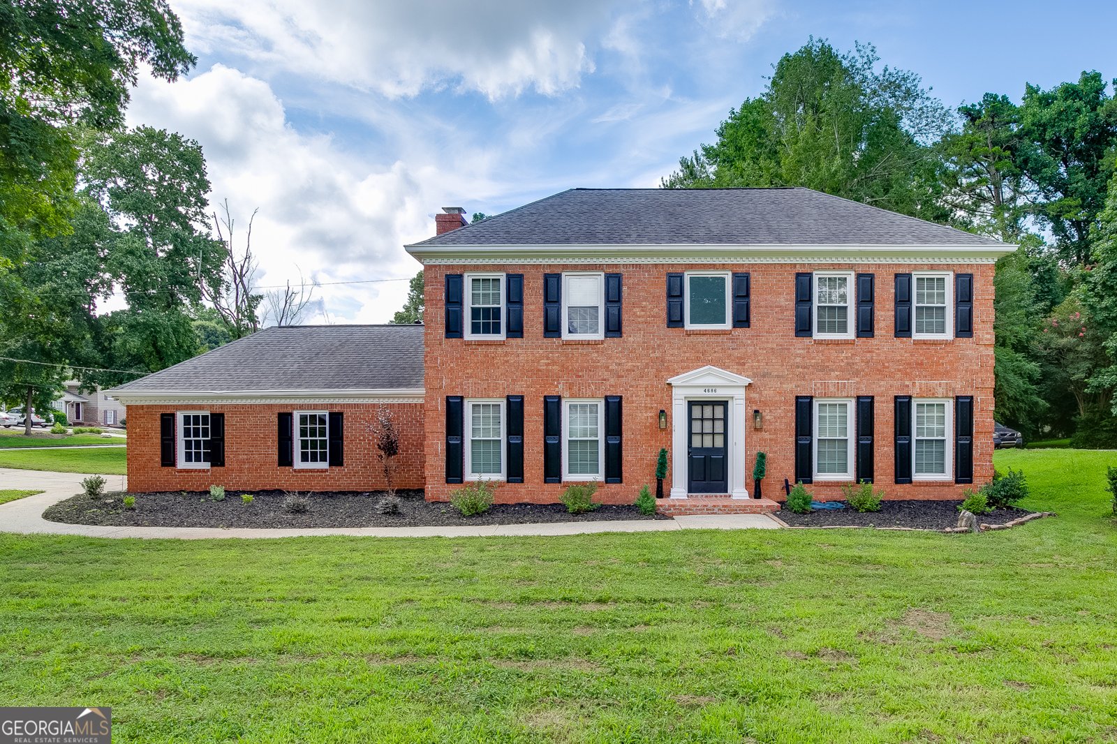 4686 Dana Terrace Lilburn - main photo