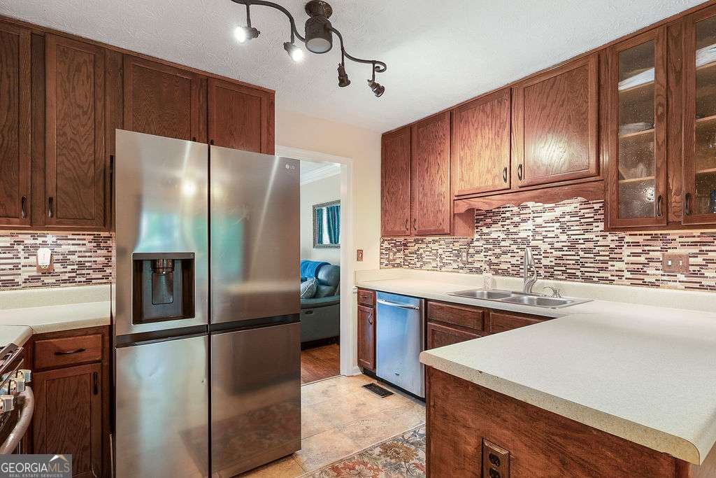 1313 Chandler Court Acworth - Photo 10