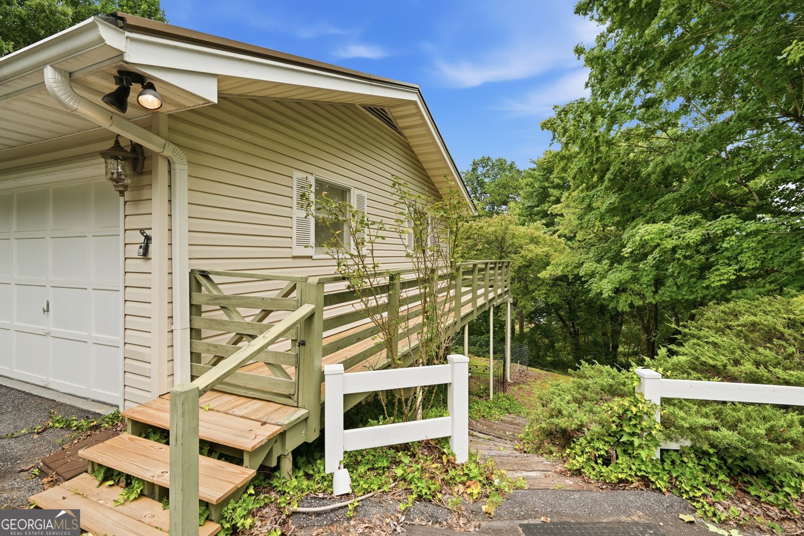 2325 Ridgecrest Circle Hiawassee - Photo 36