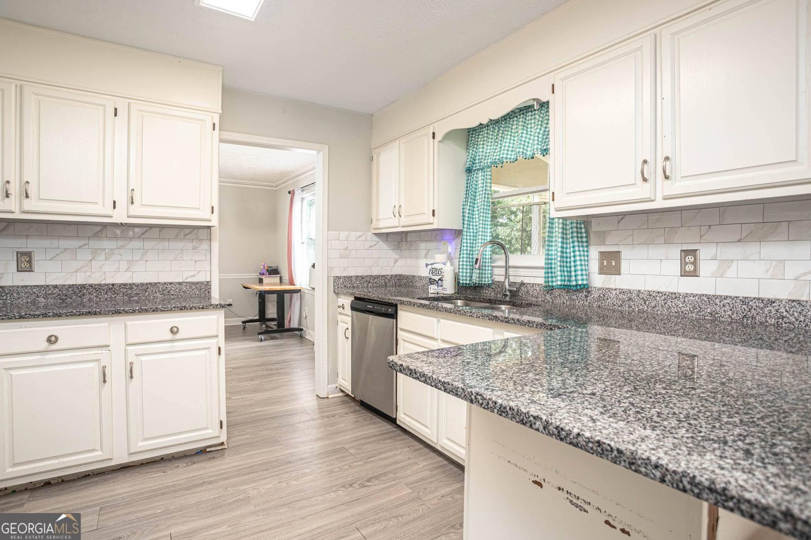 3170 Pine Cove Court Lilburn - Photo 14