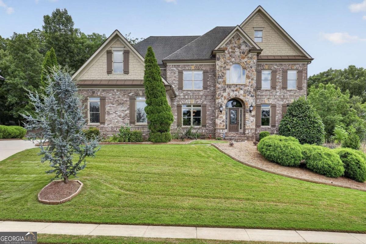 4219 Sierra Creek Drive Hoschton - main photo