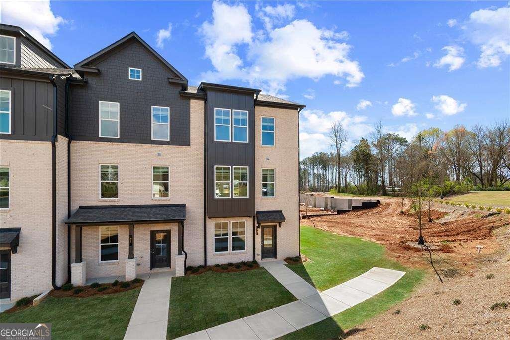 2602 Daybreak Lane Newnan - main photo