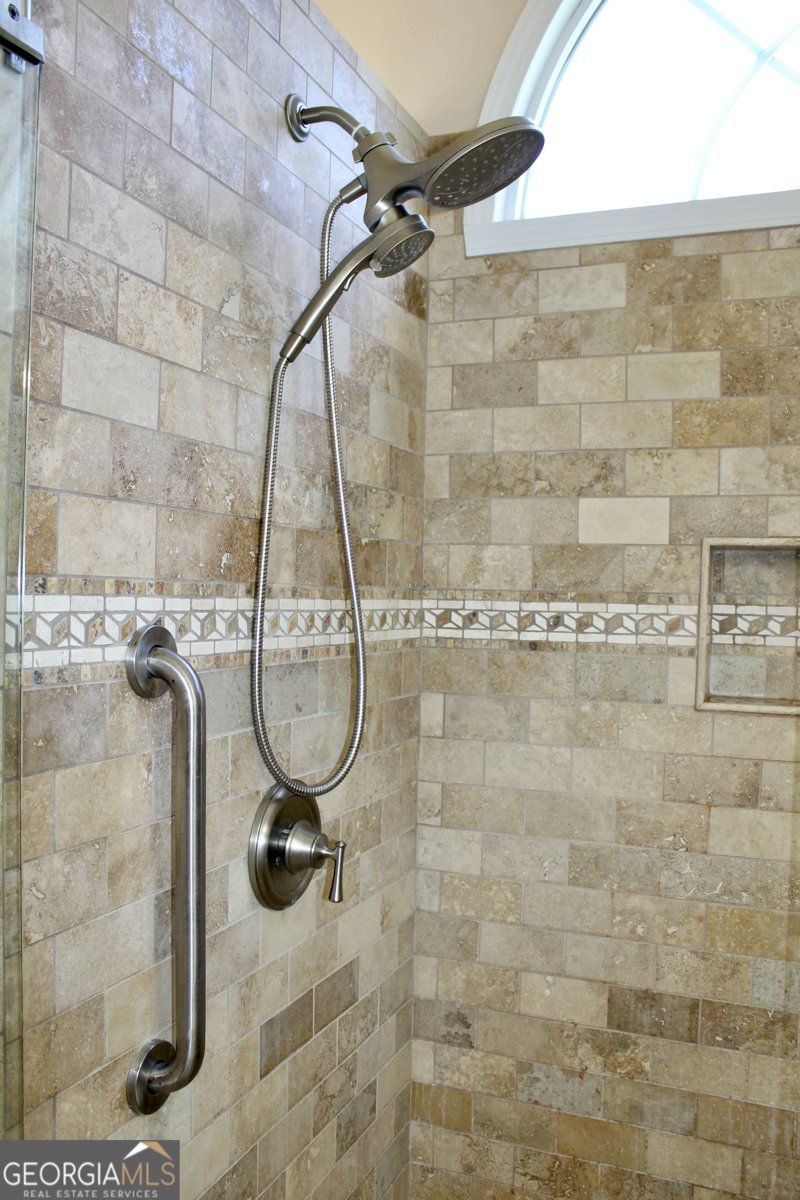 628 Wellington Drive Winder - Photo 40