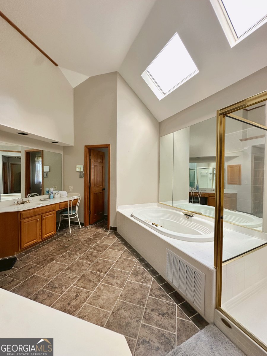 9361 Arbor Glen Court Jonesboro - Photo 14