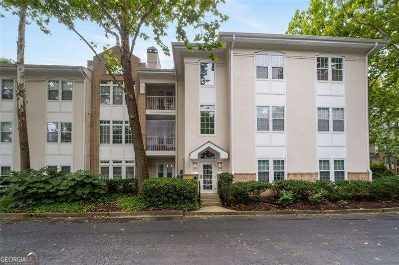 240 Renaissance Parkway Atlanta - main photo