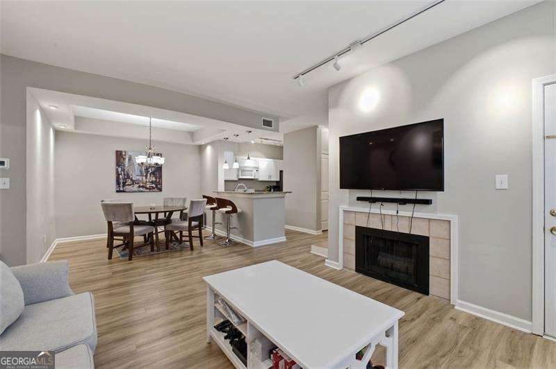 240 Renaissance Parkway Atlanta - Photo 6