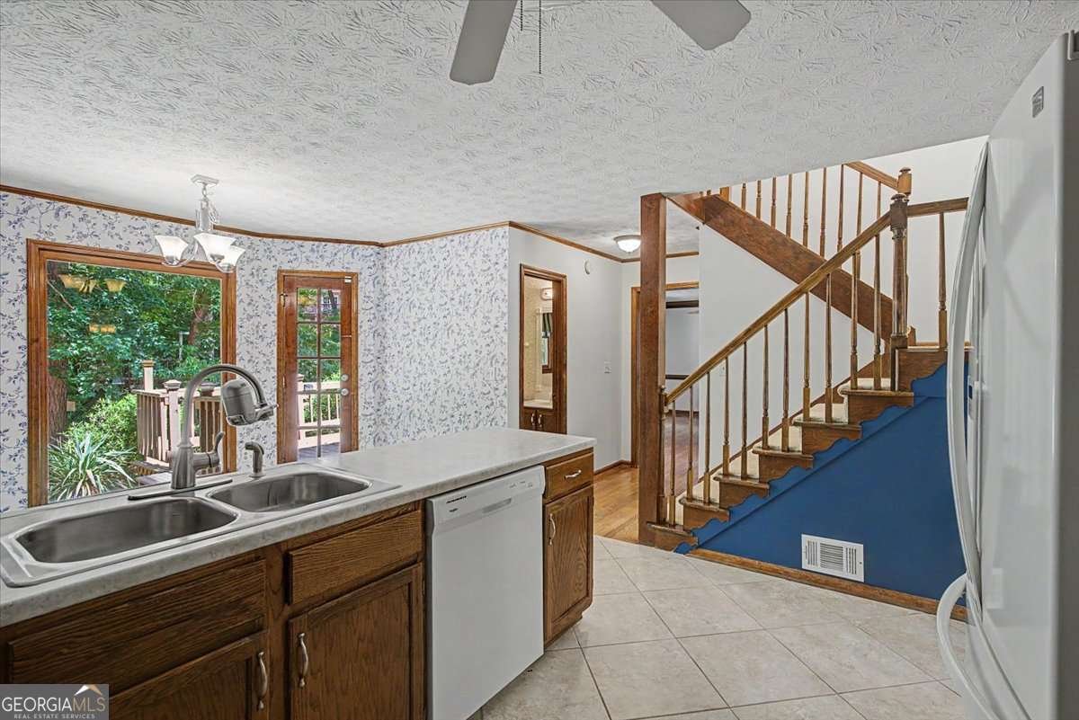 4352 Deerbrook Way Lilburn - Photo 16