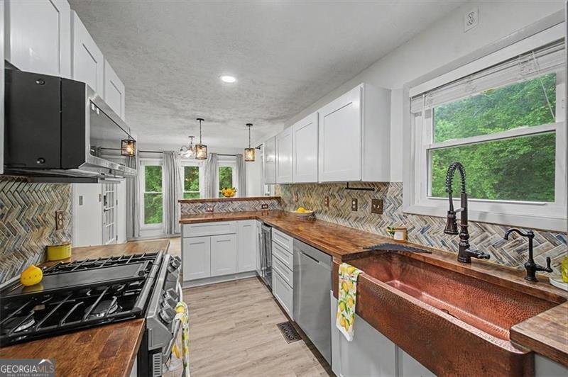 1046 Washington Avenue Woodstock - Photo 22