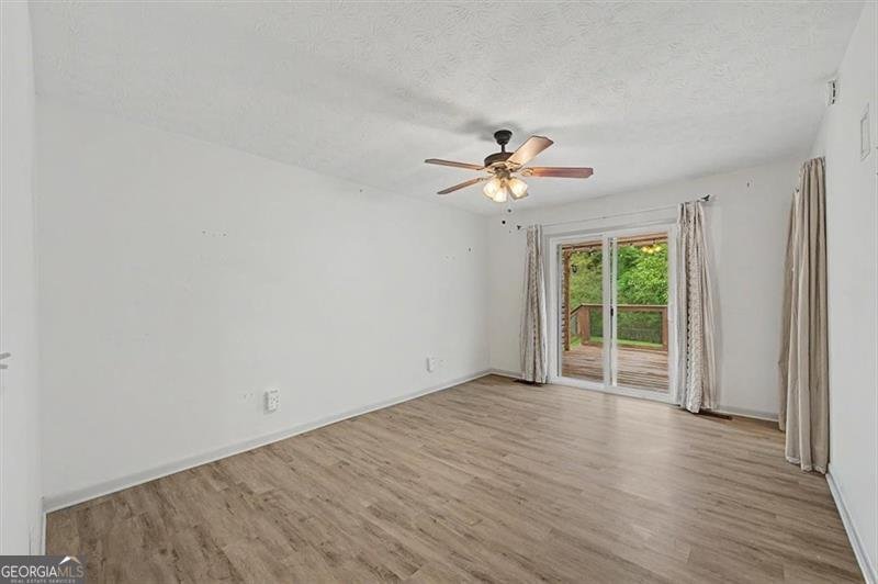 1046 Washington Avenue Woodstock - Photo 30