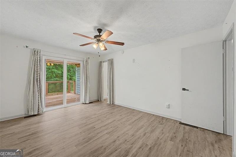 1046 Washington Avenue Woodstock - Photo 31